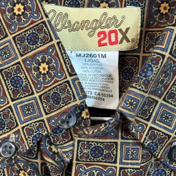 Wrangler Men's Brown Western  Button Down Shirt - Picture 2 of 5